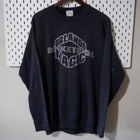 Golden Court Other - Vintage Orlando Magic Basketball Sweatshirt Golden‎ Court Bill Russell XL